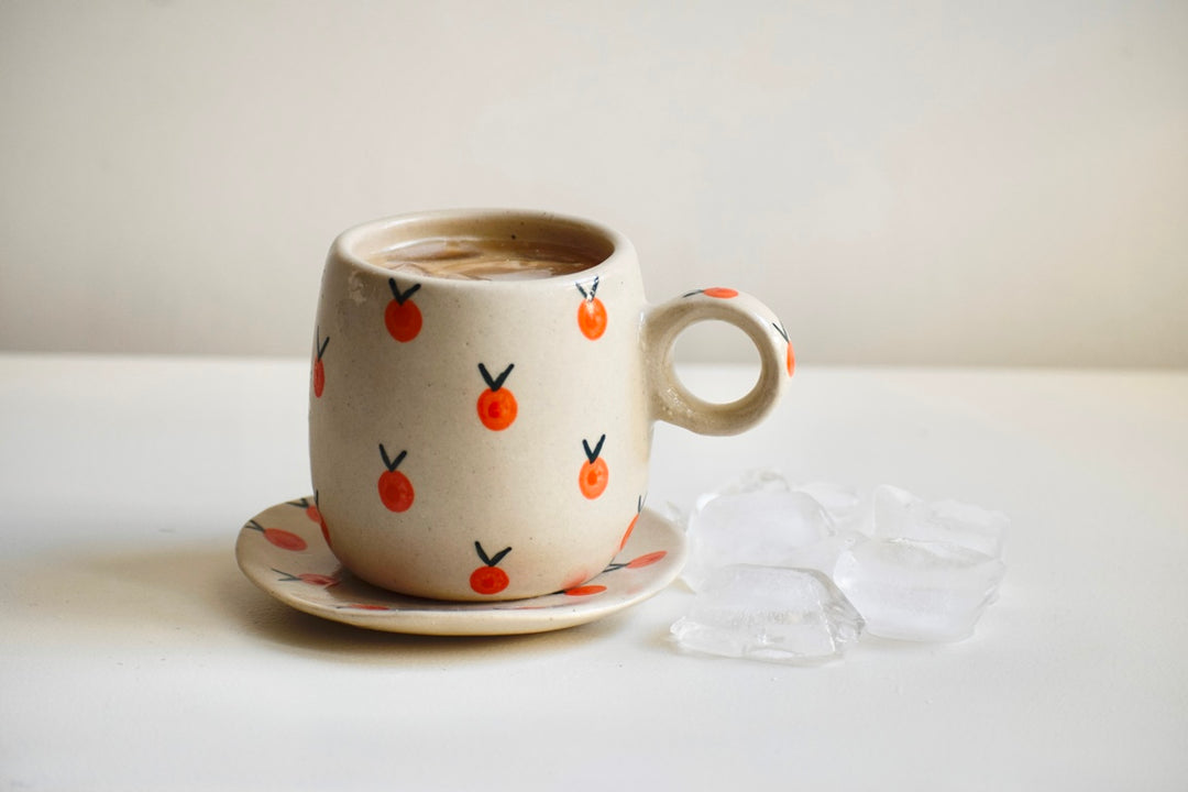 Pretty Peaches - Mug and Saucer set (off-white)