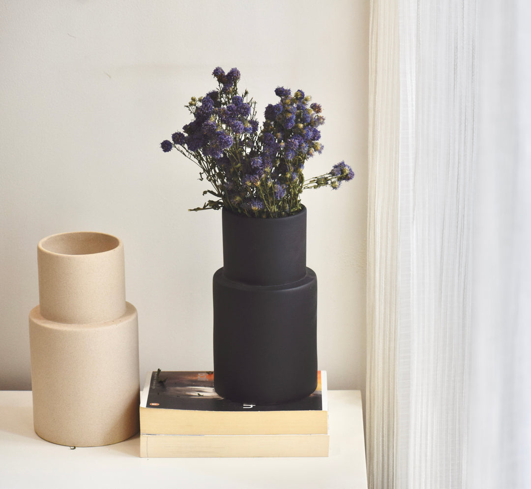 Minimalistic Heaven Vase - Beige